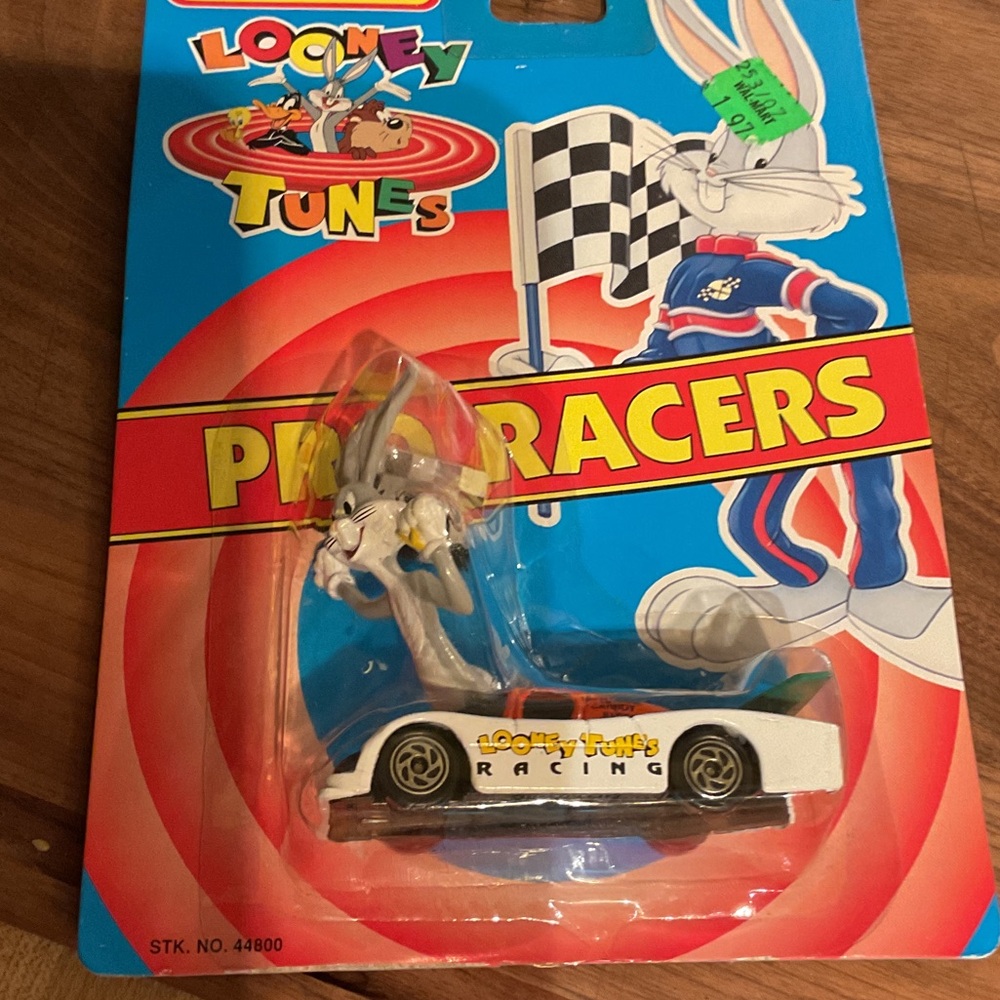 Matchbox and Warner Bros. Looney Tunes Pro Racers Toy Car - White NIB 1993